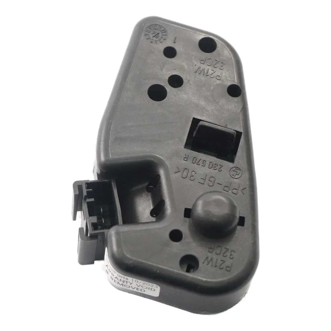 BMW E46 Light Bulb Holder Rear Right O/S Trunk Tailgate Lamp Socket - SKU 8374808 - Part number 8374808
