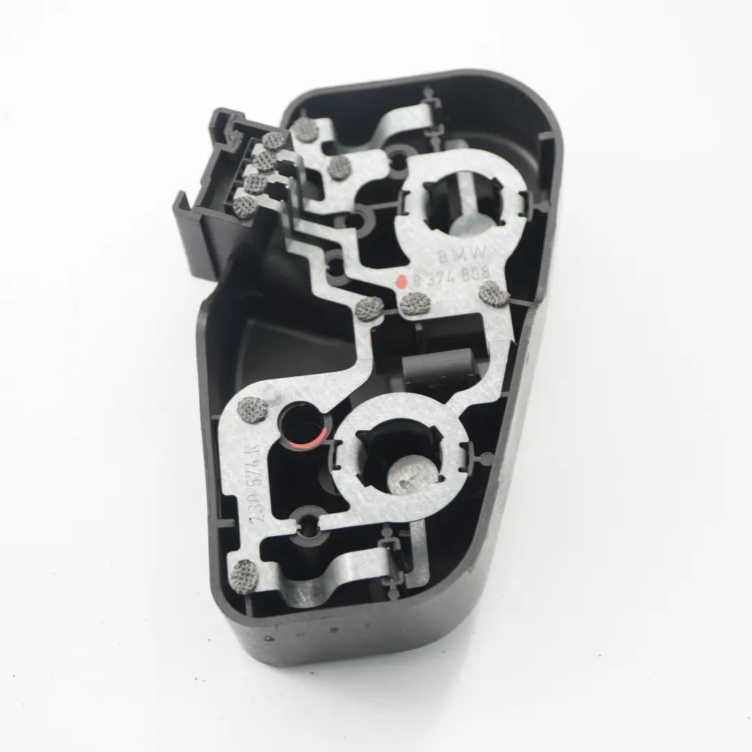 Portalámparas Trasero Derecho Maletero Portón Trasero Enchufe para BMW E46 con número de pieza 8374808 BMW E46 Portalámparas Trasero Derecho Maletero Portón Trasero Enchufe - SKU 8374808 - Número de pieza 8374808