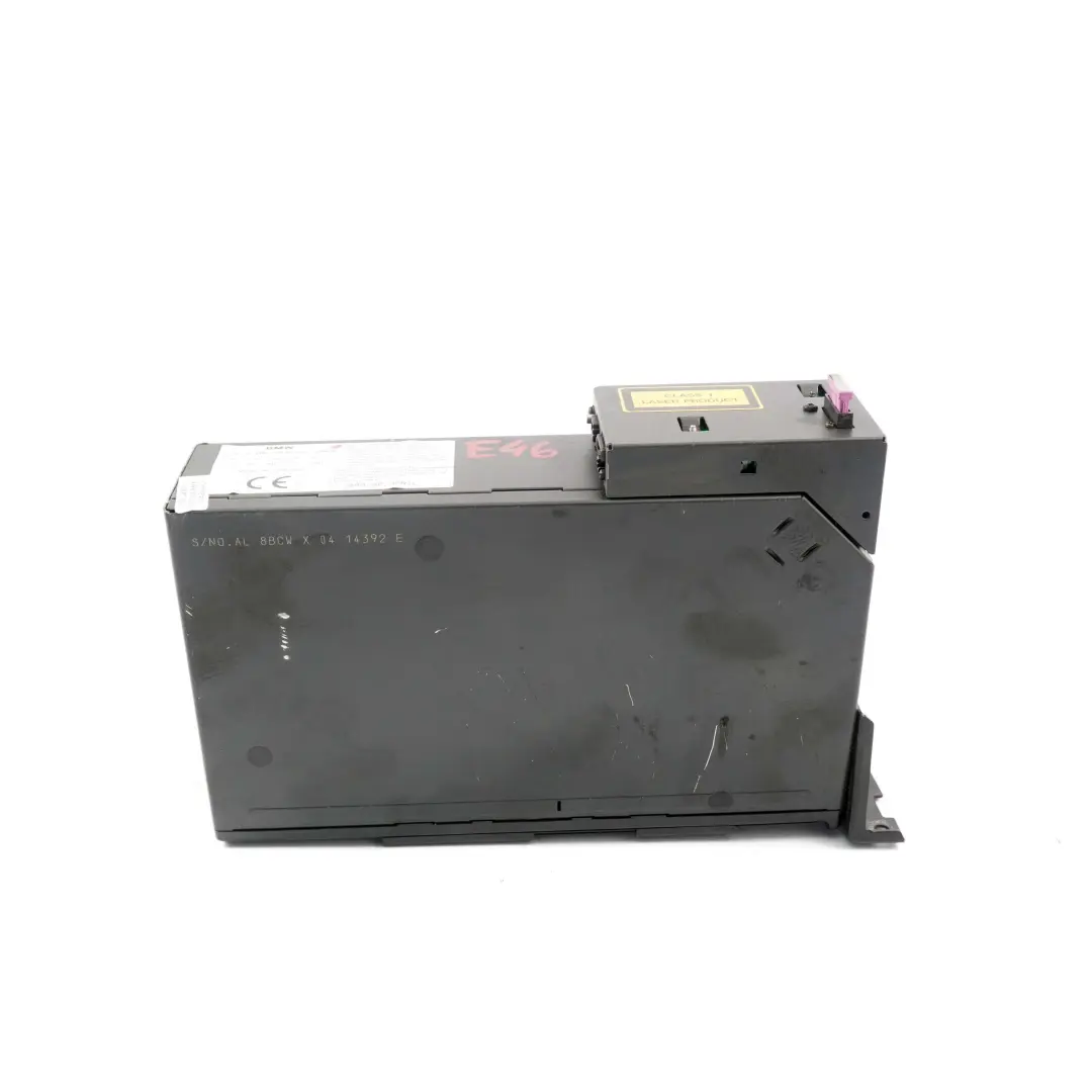 Cargador De 6 CD sin cargador para BMW X5 E38 E39 E46 E53 con número de pieza 8377049 BMW X5 E38 E39 E46 E53 Cargador De 6 CD sin cargador - SKU 8377049 - Número de pieza 8377049