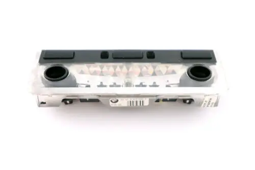 Innenleseleuchte hinten Mitte für BMW X5 er E53 mit Teilenummer 8379908 BMW X5 er E53 Innenleseleuchte hinten Mitte - SKU 8379908 - Teilenummer 8379908