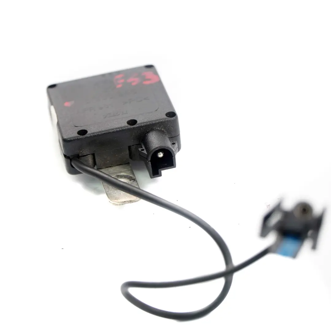 Filtr Moduł Anteny Przeciwzakłóceniowy do BMW E53 X5 o numerze 8380945 BMW E53 X5 Filtr Moduł Anteny Przeciwzakłóceniowy - SKU 8380945 - Numer Części 8380945