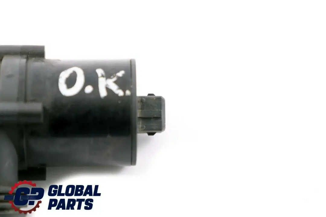W17 Pompa Acqua Aggiuntiva per BMW E38 E39 Mini One D R50 con numero di parte 8381989 BMW E38 E39 Mini One D R50 W17 Pompa Acqua Aggiuntiva - SKU 8381989 - Numero di parte 8381989
