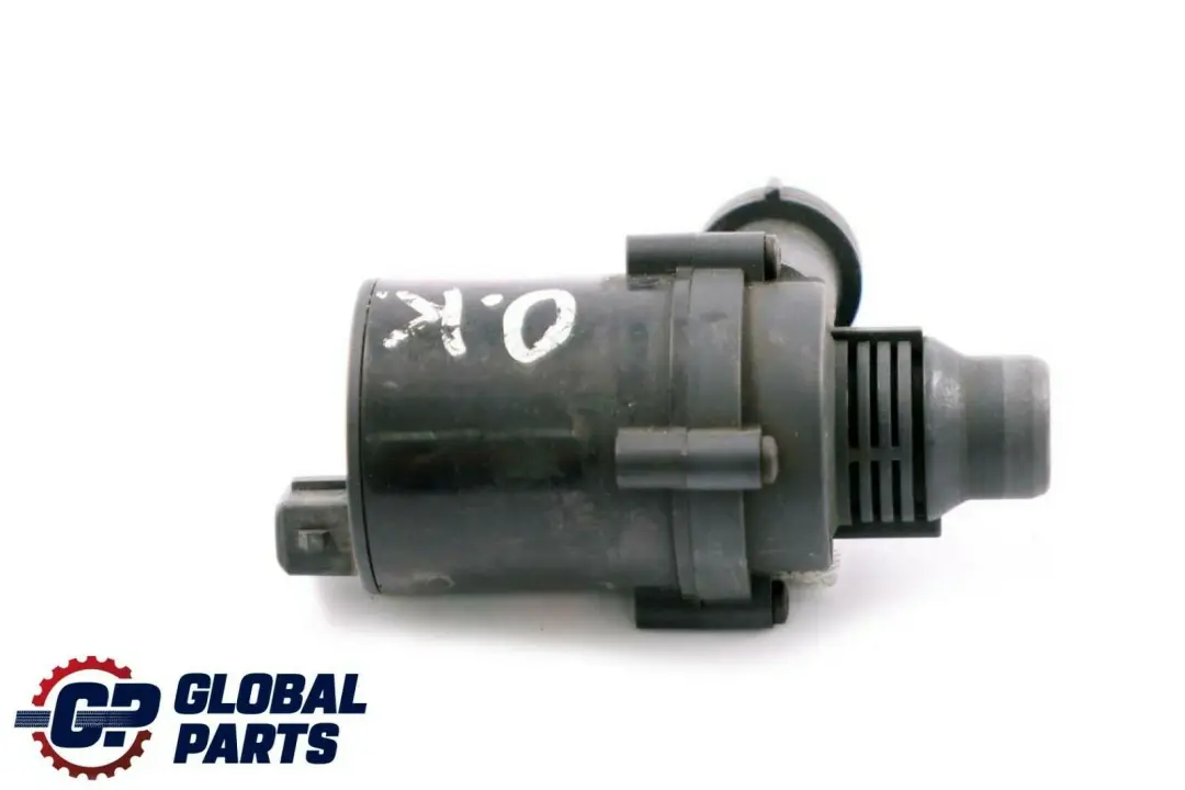 W17 Pompa Acqua Aggiuntiva per BMW E38 E39 Mini One D R50 con numero di parte 8381989 BMW E38 E39 Mini One D R50 W17 Pompa Acqua Aggiuntiva - SKU 8381989 - Numero di parte 8381989