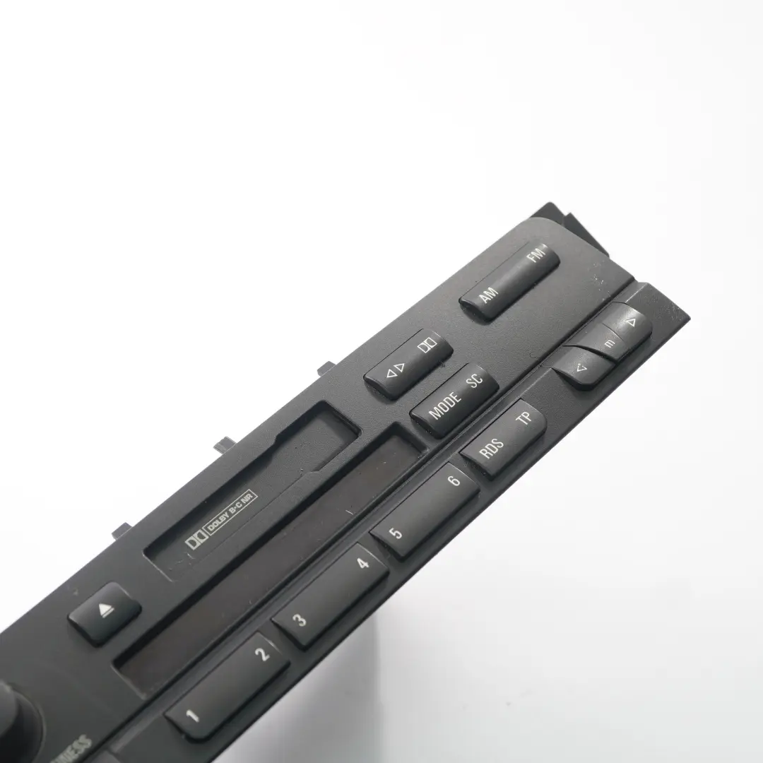 Radio Business Kassettenspieler Audio Control Head Unit für BMW E46 mit Teilenummer 8383149 BMW E46 Radio Business Kassettenspieler Audio Control Head Unit - SKU 8383149 - Teilenummer 8383149