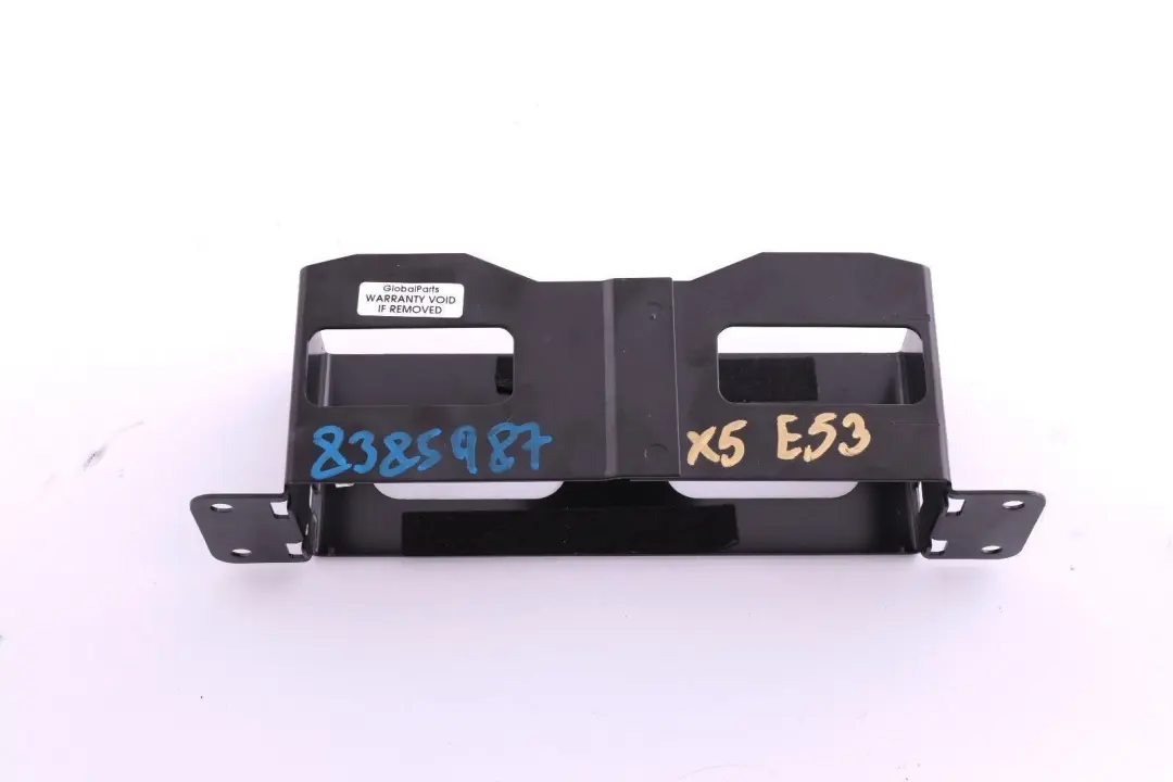 Supporto staffa computer di navigazione per BMW X5 E53 con numero di parte 8385987 BMW X5 E53 Supporto staffa computer di navigazione - SKU 8385987 - Numero di parte 8385987
