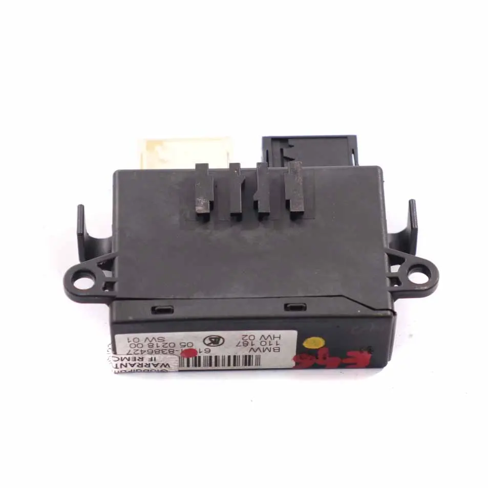 Module de contrôle de la mémoire des rétroviseurs d'aile ECU pour BMW E46 à propos du numéro de pièce 8386427 BMW E46 Module de contrôle de la mémoire des rétroviseurs d'aile ECU - SKU 8386427 - Numéro de pièce 8386427