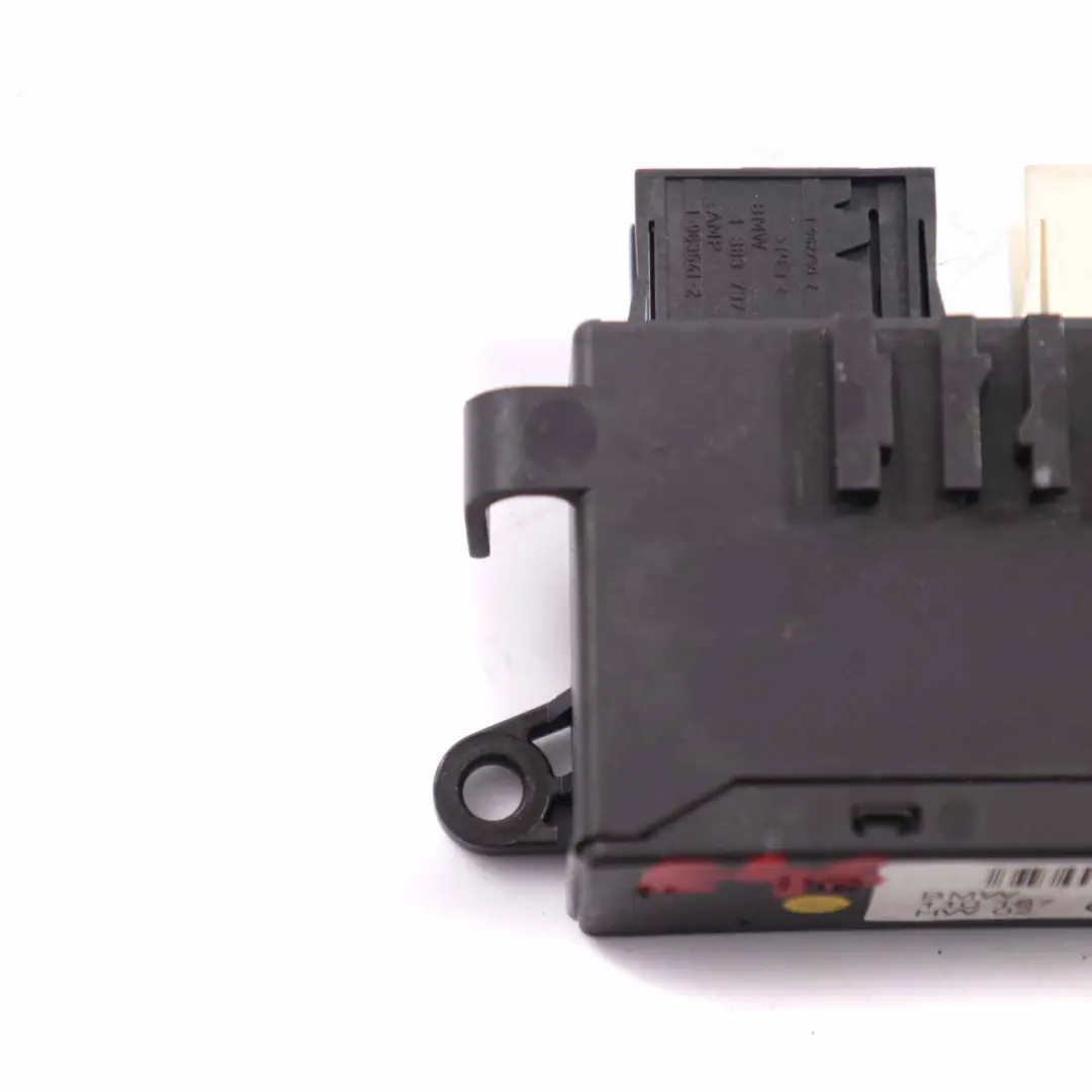 Module de contrôle de la mémoire des rétroviseurs d'aile ECU pour BMW E46 à propos du numéro de pièce 8386427 BMW E46 Module de contrôle de la mémoire des rétroviseurs d'aile ECU - SKU 8386427 - Numéro de pièce 8386427