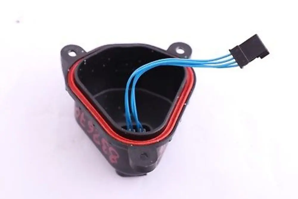 Tappo Aggiustatori Larghezza Illuminazione 6312 per BMW X5 E53 con numero di parte 8386707 BMW X5 E53 Tappo Aggiustatori Larghezza Illuminazione 6312 - SKU 8386707 - Numero di parte 8386707