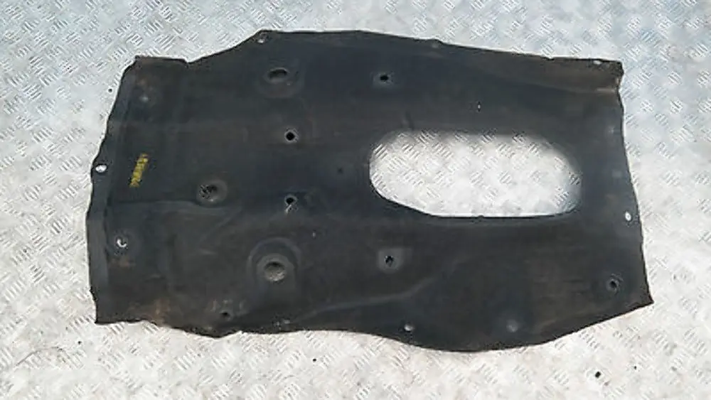 TÚNEL INSONORIZANTE DELANTERO 7121109 para BMW X5 E53 con número de pieza 51488402149 BMW X5 E53 TÚNEL INSONORIZANTE DELANTERO 7121109 - SKU 8402149 - Número de pieza 51488402149