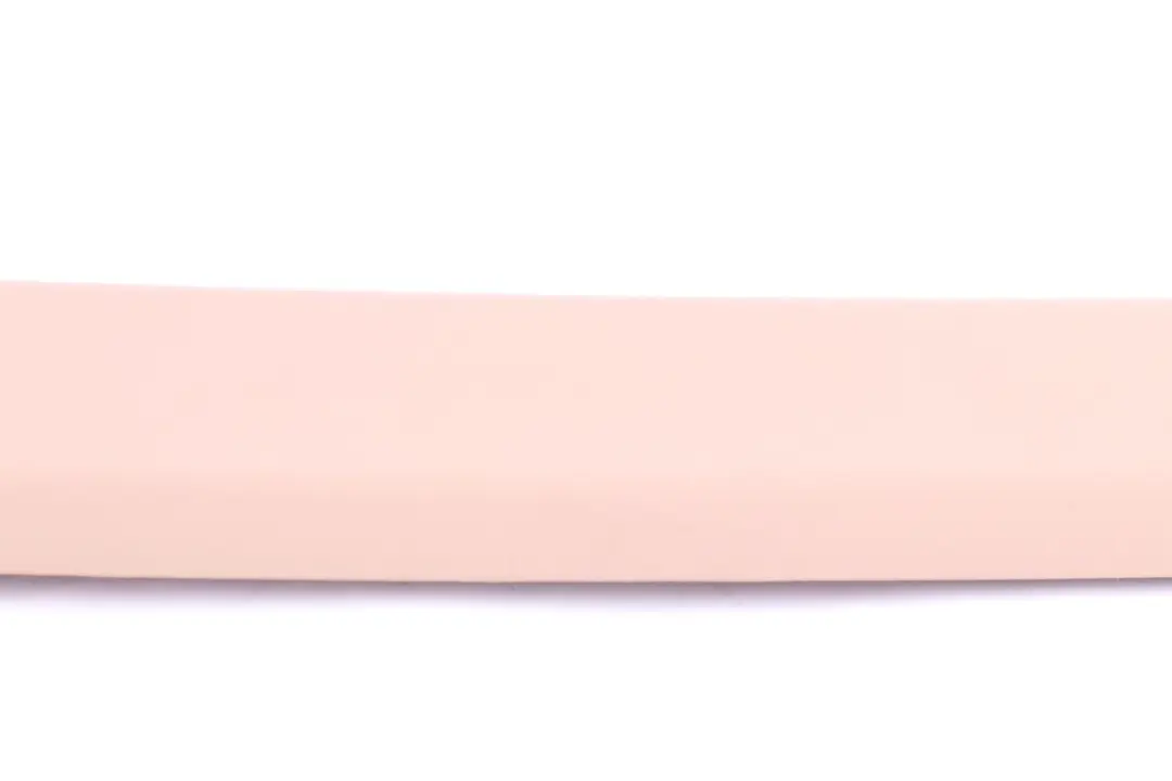 Listwa Osłona Obudowa Klapy Bagażnika Tył Beżowa do BMW X5 E53 o numerze 8250111 BMW X5 E53 Listwa Osłona Obudowa Klapy Bagażnika Tył Beżowa - SKU 8402193 - Numer Części 8250111