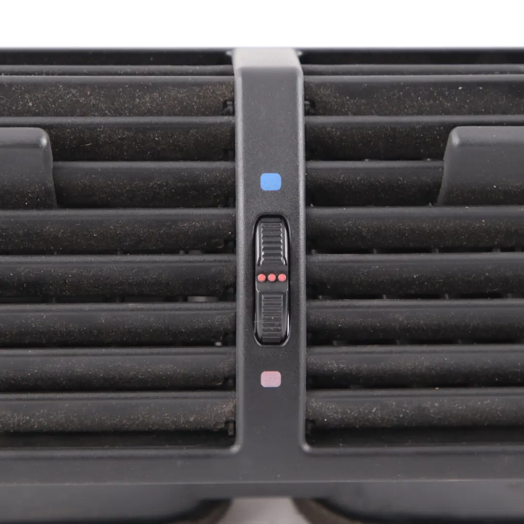 Frischluftgrill Mitte Armaturenbrett 6422 für BMW X5 E53 mit Teilenummer 8402221 BMW X5 E53 Frischluftgrill Mitte Armaturenbrett 6422 - SKU 8402221-1 - Teilenummer 8402221