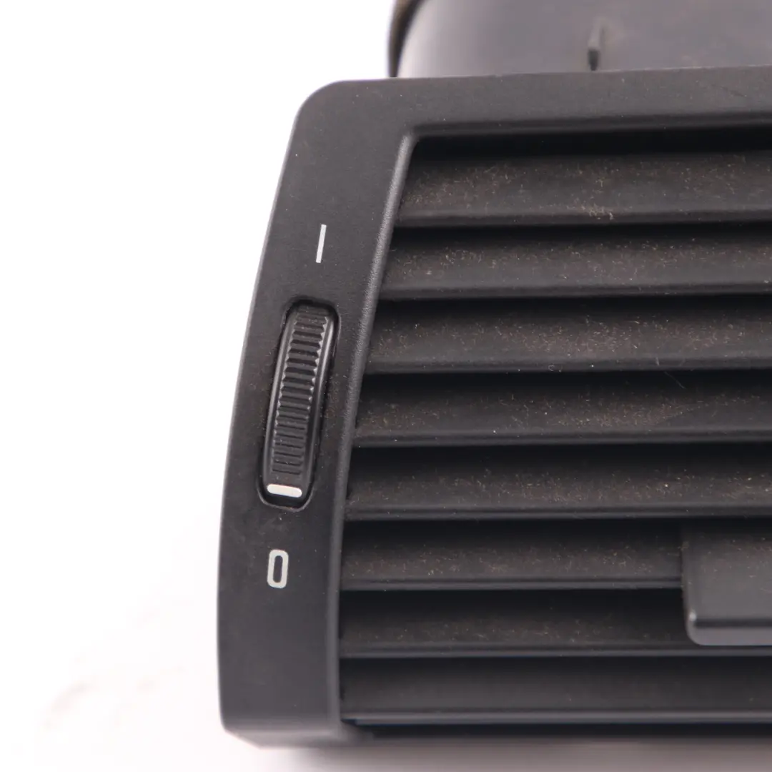 Fresh Air Grille Center Vent Dash Dashboard to BMW X5 E53 with Part number 8402221 BMW X5 E53 Fresh Air Grille Center Vent Dash Dashboard - SKU 8402221 - Part number 8402221