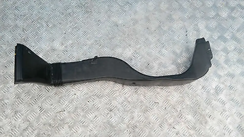 BMW E53 Conducto Aire Calentador Refrigerante Trasero 6422 - SKU 8402282 - Número de pieza 64228402282