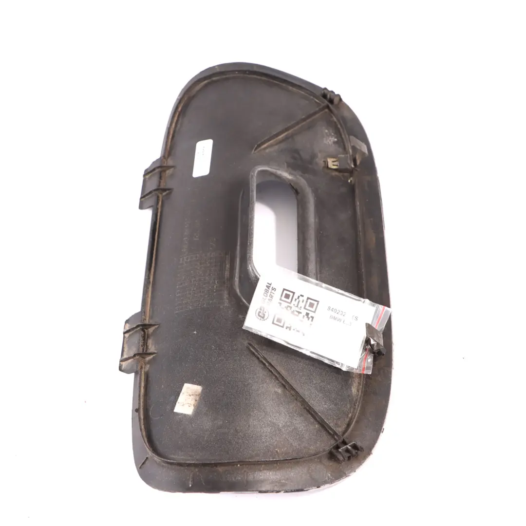 Cache pare-chocs arrière pour attelage de remorque Titan Silver 354 pour BMW X5 E53 à propos du numéro de pièce 8402327 BMW X5 E53 Cache pare-chocs arrière pour attelage de remorque Titan Silver 354 - SKU 8402327-TS - Numéro de pièce 8402327