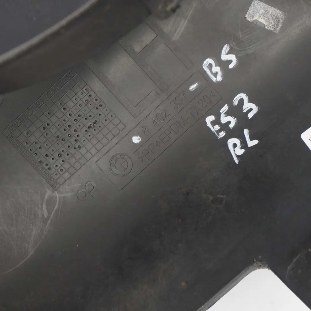Blende Radlauf Hinten Links Black Sapphire Schwarz 475 für BMW X5 er E53 mit Teilenummer 8402337 BMW X5 er E53 Blende Radlauf Hinten Links Black Sapphire Schwarz 475 - SKU 8402337-BS - Teilenummer 8402337