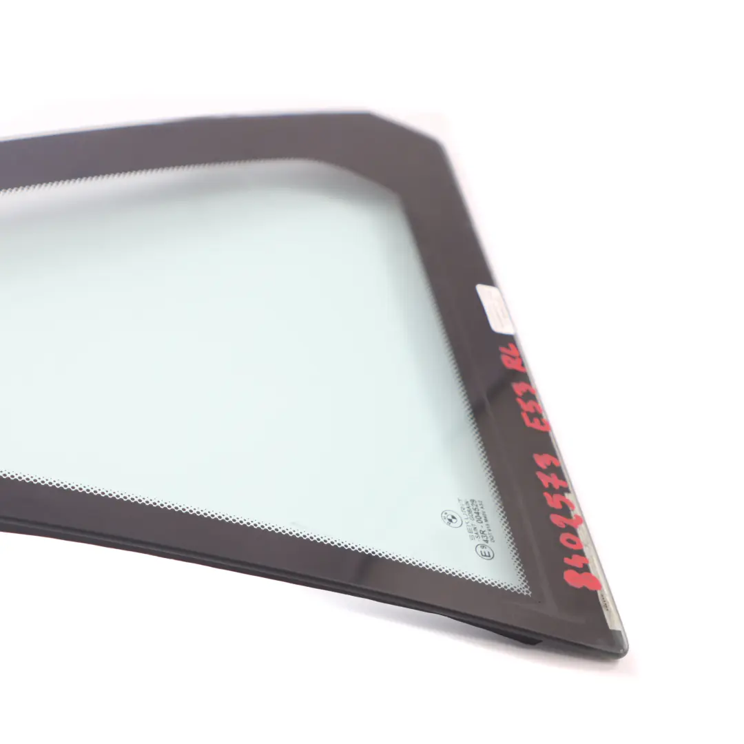 Puerta Fija Ventana Lateral Verde Vidrio Trasero Izquierdo AS2 para BMW E53 con número de pieza 8402573 BMW E53 Puerta Fija Ventana Lateral Verde Vidrio Trasero Izquierdo AS2 - SKU 8402573 - Número de pieza 8402573
