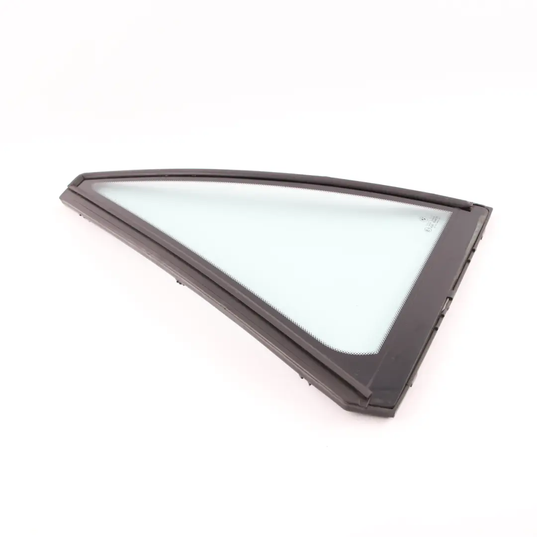 Ventana Vidrio Puerta Lado Fijo Trasero Derecho Verde AS2 para BMW X5 E53 con número de pieza 8402574 BMW X5 E53 Ventana Vidrio Puerta Lado Fijo Trasero Derecho Verde AS2 - SKU 8402574-1 - Número de pieza 8402574