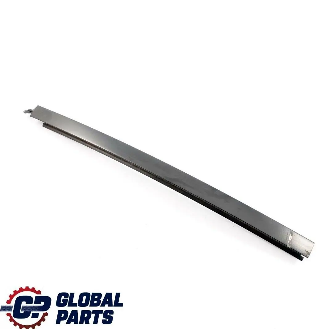 Blende Fensterführungssteg Links Schwarz für BMW X5 er E53 mit Teilenummer 8402577 BMW X5 er E53 Blende Fensterführungssteg Links Schwarz - SKU 8402577 - Teilenummer 8402577