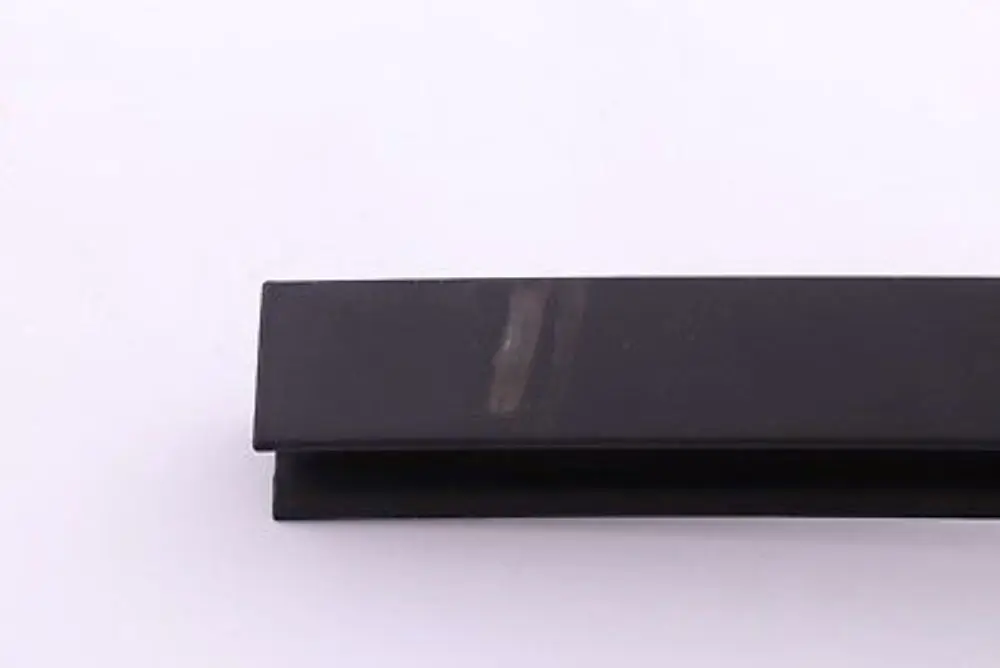 BMW X5 Series E53 Cover Strip Window Guide Rear Right O/S Schwarz Black - SKU 8402578 - Part number 8402578