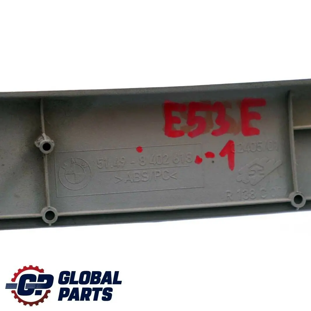 Boot Top Upper Inner Trim Panel Gris para BMW E53 1 Tailgate con número de pieza 8402618 BMW E53 1 Tailgate Boot Top Upper Inner Trim Panel Gris - SKU 8402618-1 - Número de pieza 8402618