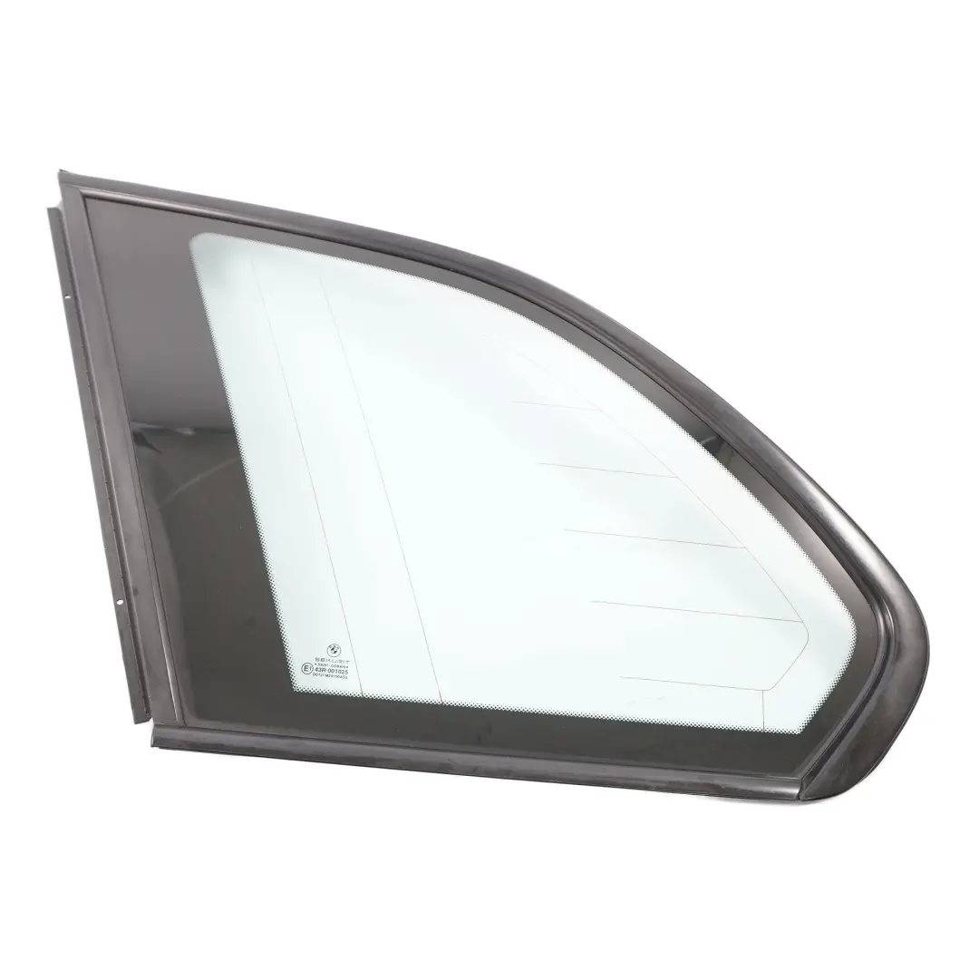 Vetro finestrino posteriore sinistro Quartiere Verde AS2 per BMW X5 E53 con numero di parte 8402619 BMW X5 E53 Vetro finestrino posteriore sinistro Quartiere Verde AS2 - SKU 8402619-2 - Numero di parte 8402619