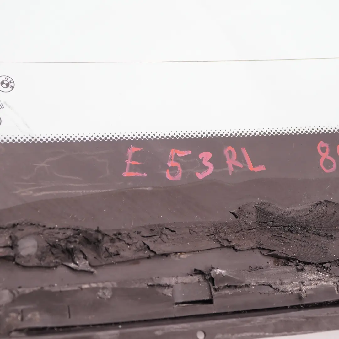 Vetro finestrino posteriore sinistro Quartiere Verde AS2 per BMW X5 E53 con numero di parte 8402619 BMW X5 E53 Vetro finestrino posteriore sinistro Quartiere Verde AS2 - SKU 8402619-2 - Numero di parte 8402619