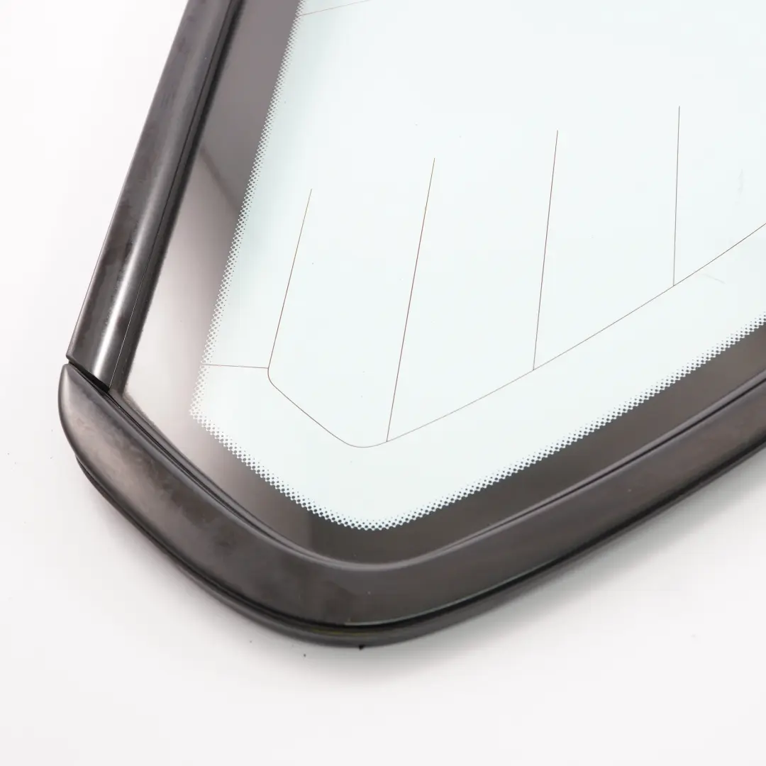 Vitrage arrière gauche Côté quartier vert AS2 pour BMW X5 E53 à propos du numéro de pièce 8402619 BMW X5 E53 Vitrage arrière gauche Côté quartier vert AS2 - SKU 8402619-2 - Numéro de pièce 8402619