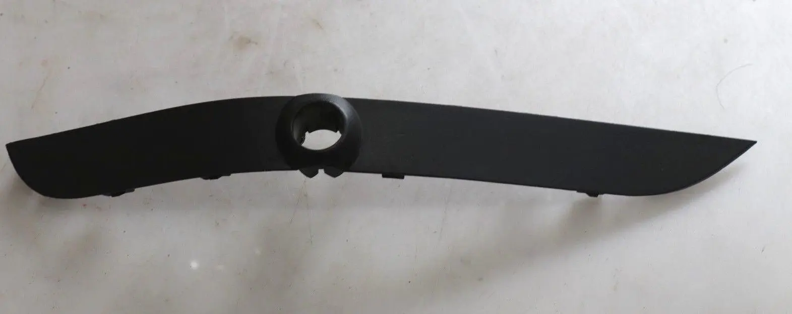 BMW X5 er E53 Frontstoßstange PDC Blende seitlich rechts 8406386