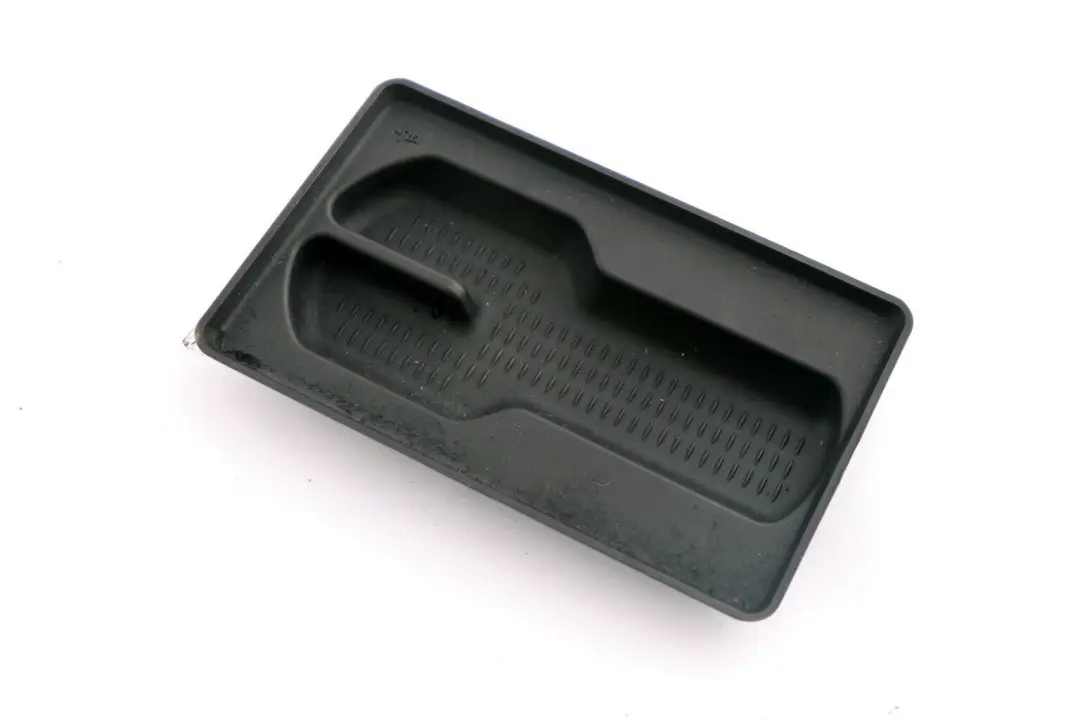 Mata Wkładana Tunel Środkowy Schowek do BMW X5 E53 o numerze 8408030 BMW X5 E53 Mata Wkładana Tunel Środkowy Schowek - SKU 8408030 - Numer Części 8408030