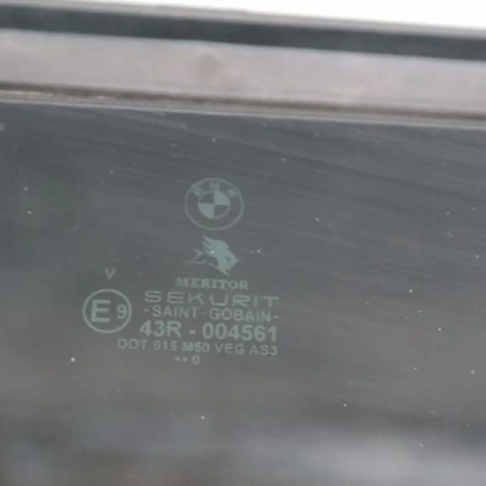 Szyberdach panorama dach rama do BMW X5 E53 o numerze 8408062 BMW X5 E53 Szyberdach panorama dach rama - SKU 8408062 - Numer Części 8408062