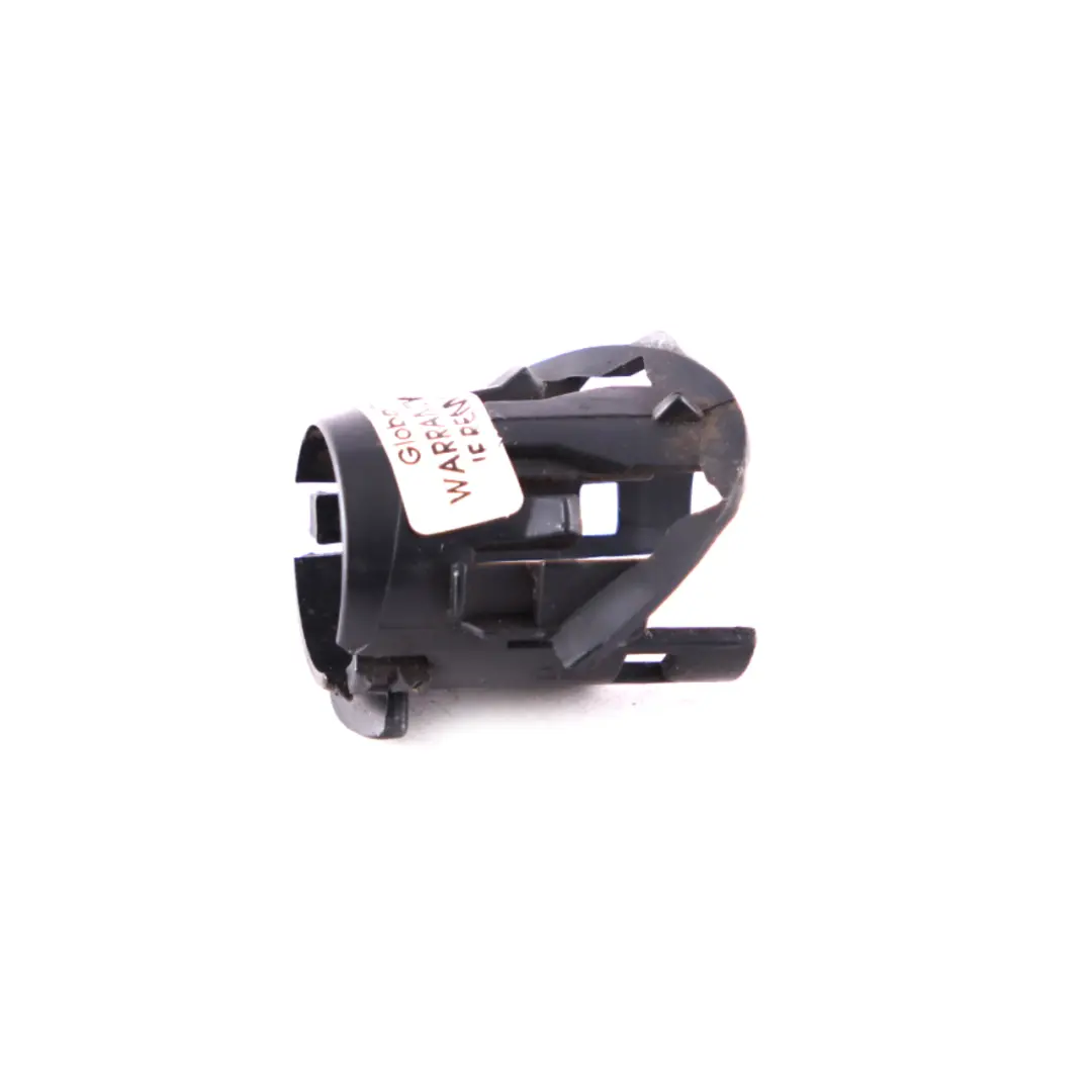 BMW X5 E53 Soporte Soporte Sensor PDC Trasero Derecho - SKU 8408392 - Número de pieza 8408392