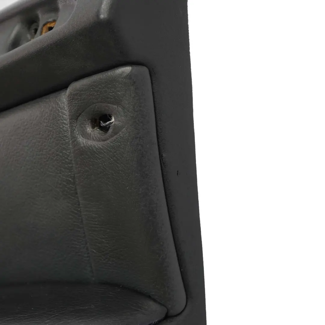 Reihe E53 Türverkleidung Vorn Rechts Schwarz Leder Montana für BMW X5 mit Teilenummer 8408662 BMW X5 Reihe E53 Türverkleidung Vorn Rechts Schwarz Leder Montana - SKU 8408662 - Teilenummer 8408662