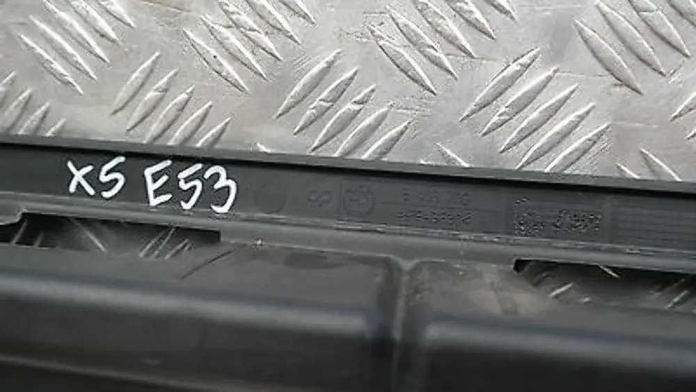 BMW X5 SERIES E53 MOUNT LEFT N/S SIDE DOOR SILL COVER SKIRT 5171 - SKU 8408709 - Part number 51718408709