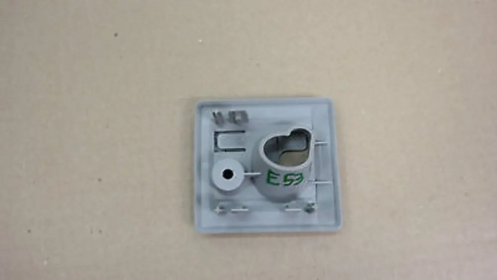 BMW X5 E53 Crochet de Suspension Arriere Gauche Gris Clair 8402349 - SKU 8408733 - Numéro de pièce 51478408733