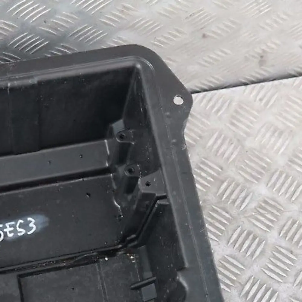 BANDEJA De La BATERiA CAJA SOPORTE MULTIFUNCIoN MALETERO para BMW X5 E53 con número de pieza 51718408905 BMW X5 E53 BANDEJA De La BATERiA CAJA SOPORTE MULTIFUNCIoN MALETERO - SKU 8408905 - Número de pieza 51718408905