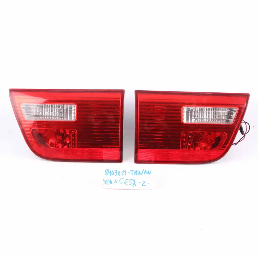 Luce posteriore BMW X5 E53 Portellone Bagagliaio Sinistra Destra Taiwan Set per con numero di parte 8409011 Luce posteriore BMW X5 E53 Portellone Bagagliaio Sinistra Destra Taiwan Set - SKU 8409011-TAIWAN - Numero di parte 8409011