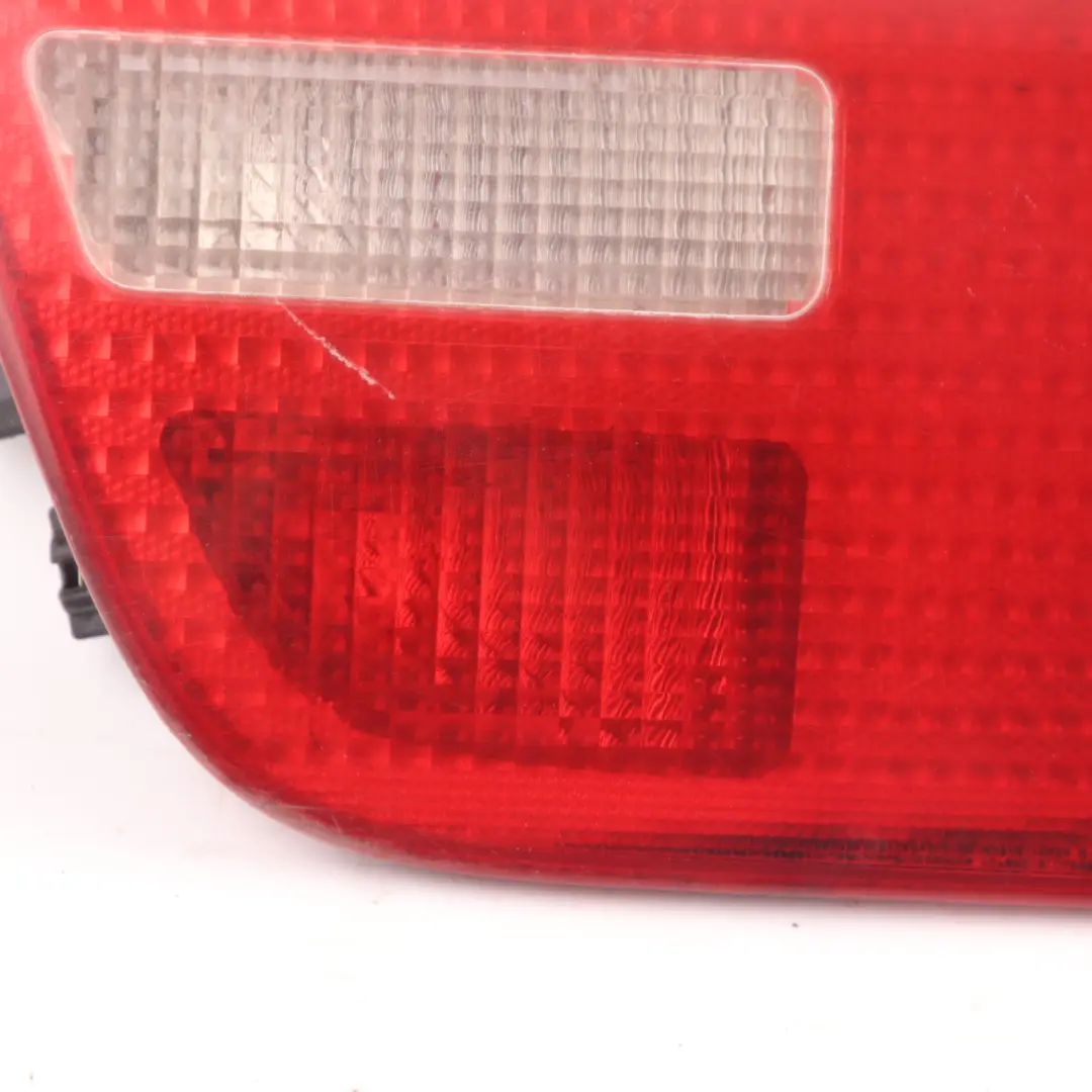 Heckleuchte Heckklappe Rechts für BMW X5 er E53 1 mit Teilenummer 8409012 BMW X5 er E53 1 Heckleuchte Heckklappe Rechts - SKU 8409012-1 - Teilenummer 8409012