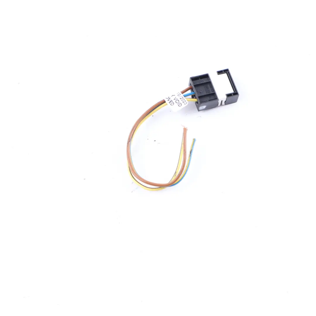 Plug Socket BMW X5 E53 Rear Light In Trunk Lid Right O/S Cable Wiring 8369712 - SKU 8409012-3 - Part number 8409012