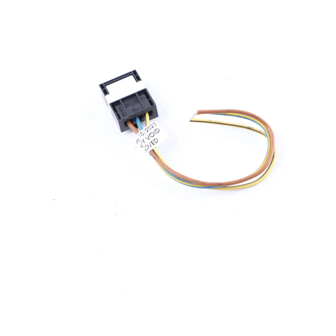Plug Socket BMW X5 E53 Rear Light In Trunk Lid Right O/S Cable Wiring 8369712 - SKU 8409012-3 - Part number 8409012