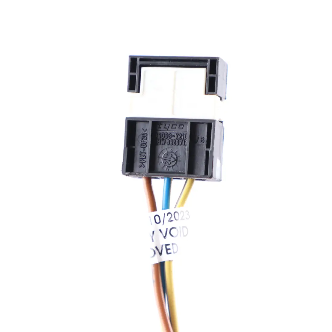 Plug Socket BMW X5 E53 Rear Light In Trunk Lid Right O/S Cable Wiring 8369712 - SKU 8409012-3 - Part number 8409012