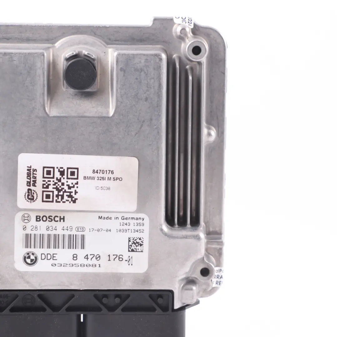 B37 Diesel Engine Control Unit ECU DME Automatic to BMW F20 F21 LCI 116d with Part number 8470176 BMW F20 F21 LCI 116d B37 Diesel Engine Control Unit ECU DME Automatic - SKU 8470176 - Part number 8470176