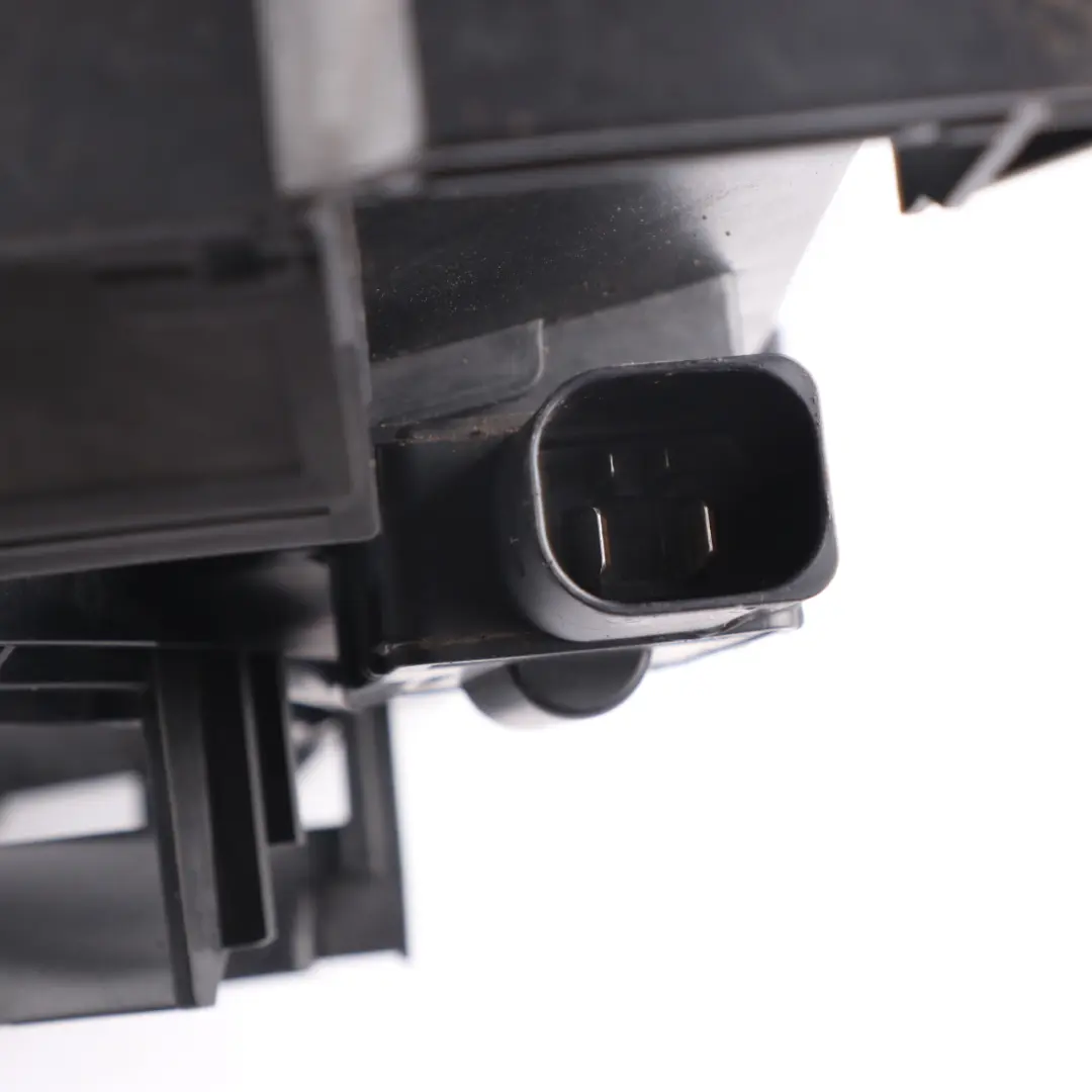 Radiator Fan BMW G11 G30 Engine Cooling Radiator Fan Shroud 600W to with Part number 8472268 Radiator Fan BMW G11 G30 Engine Cooling Radiator Fan Shroud 600W - SKU 8472268 - Part number 8472268