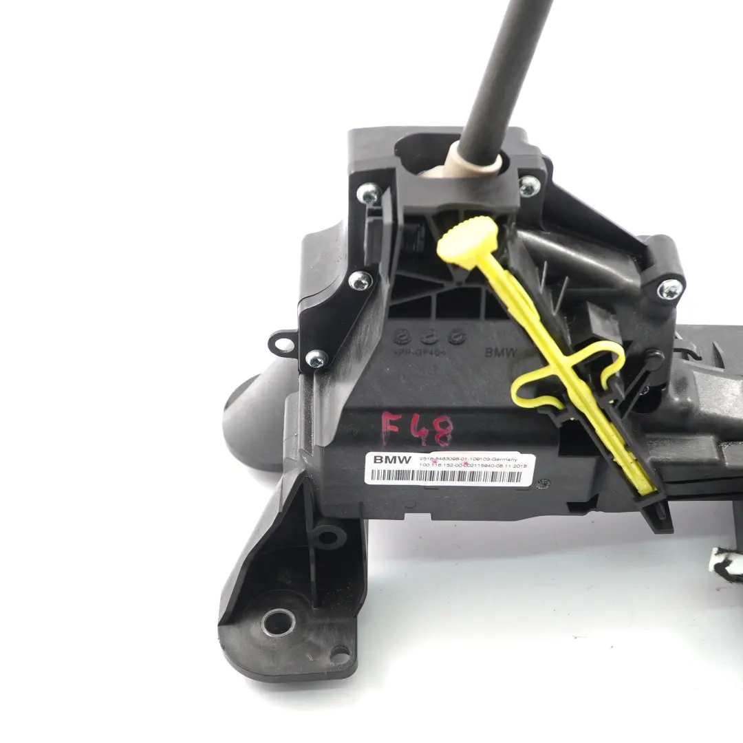 Mechanizm Wybierak Lewarek Biegów Steptronic do BMW X1 F48 X2 F39 o numerze 8483098 BMW X1 F48 X2 F39 Mechanizm Wybierak Lewarek Biegów Steptronic - SKU 8483098 - Numer Części 8483098