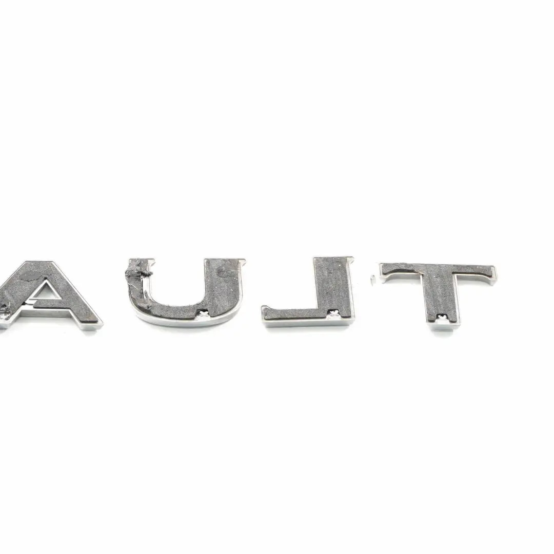 Porta posteriore Tronco Lettering Logo Badge Aderito per Renault Trafic con numero di parte 848901118R Renault Trafic Porta posteriore Tronco Lettering Logo Badge Aderito - SKU 848901118R - Numero di parte 848901118R