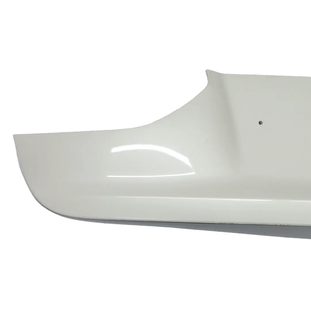 Maletero Portón Trasero Portamatrículas Moldura Blanco Mineral 7379945 para BMW G11 con número de pieza 8491772 BMW G11 Maletero Portón Trasero Portamatrículas Moldura Blanco Mineral 7379945 - SKU 8491772-MW - Número de pieza 8491772