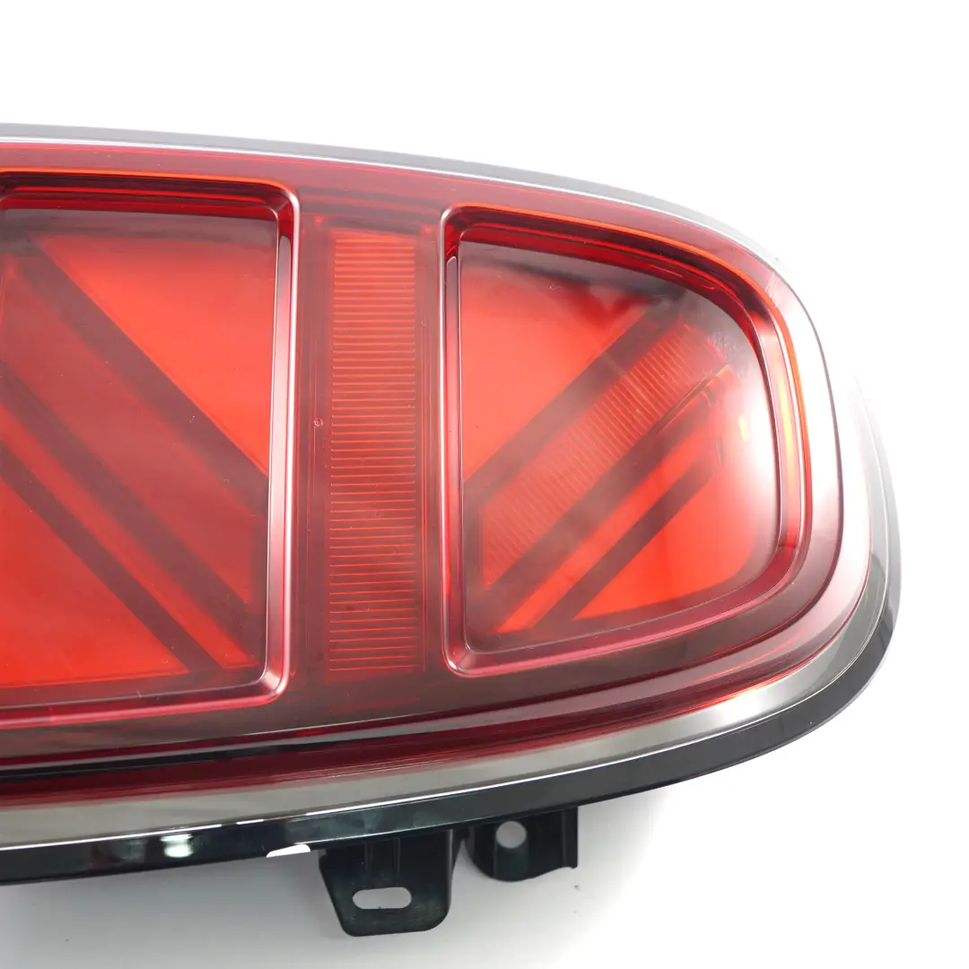 Mini F60 LCI Feu arrière gauche Ligne noire Panneau latéral Feu arrière 8492477 - SKU 8492475 - Numéro de pièce 8492475