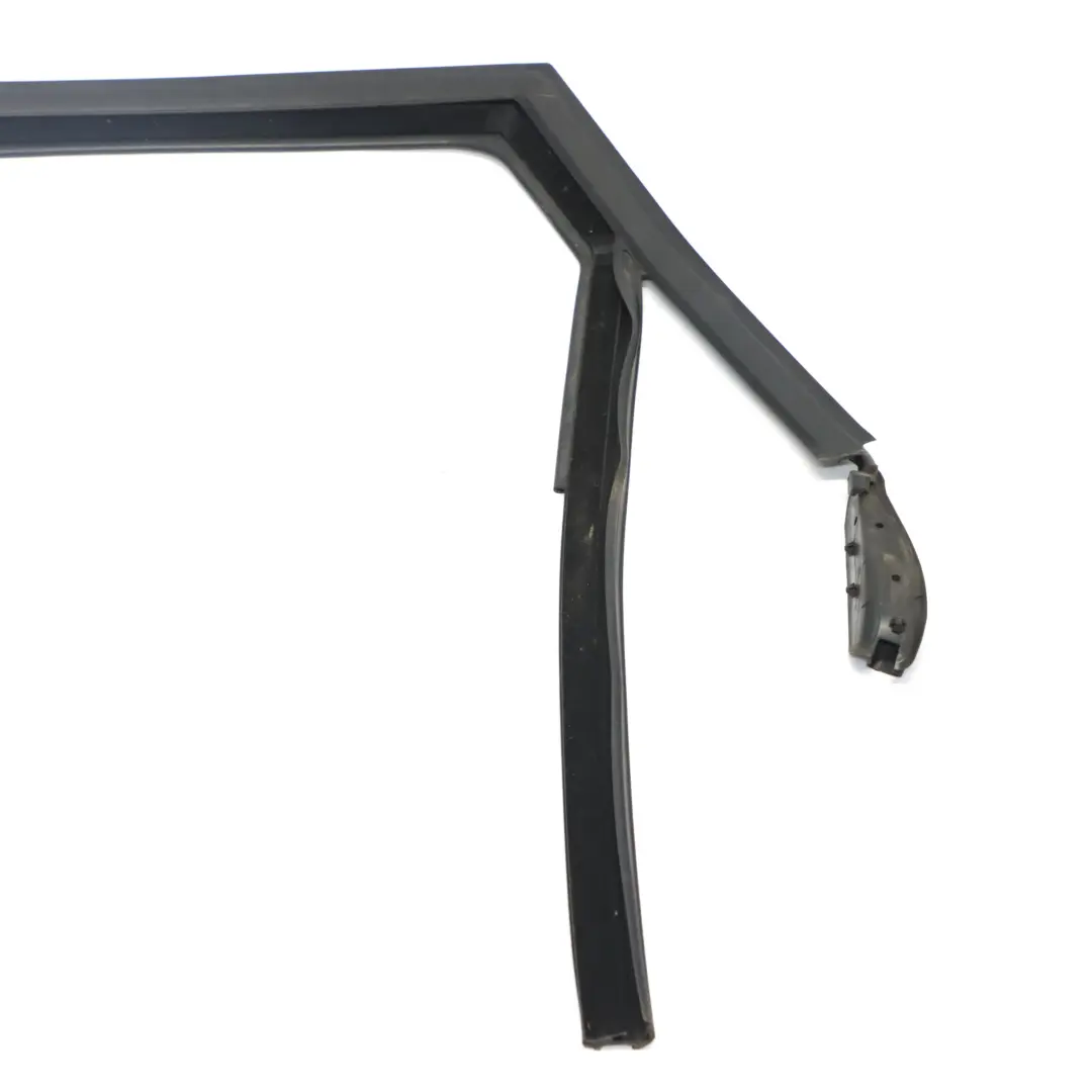 Joint Vitrage Porte Arrière Gauche Guide Sealing pour BMW F45 à propos du numéro de pièce 8498411 BMW F45 Joint Vitrage Porte Arrière Gauche Guide Sealing - SKU 8498411 - Numéro de pièce 8498411