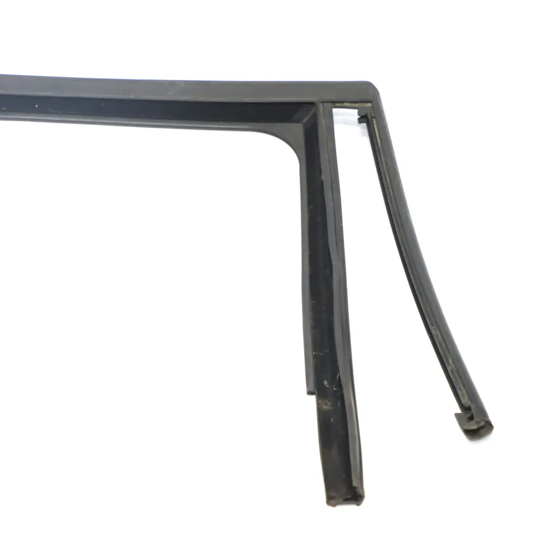 Ventana Junta Junta Puerta Trasera Derecha Guía Sellado para BMW F45 con número de pieza 8498412 BMW F45 Ventana Junta Junta Puerta Trasera Derecha Guía Sellado - SKU 8498412 - Número de pieza 8498412