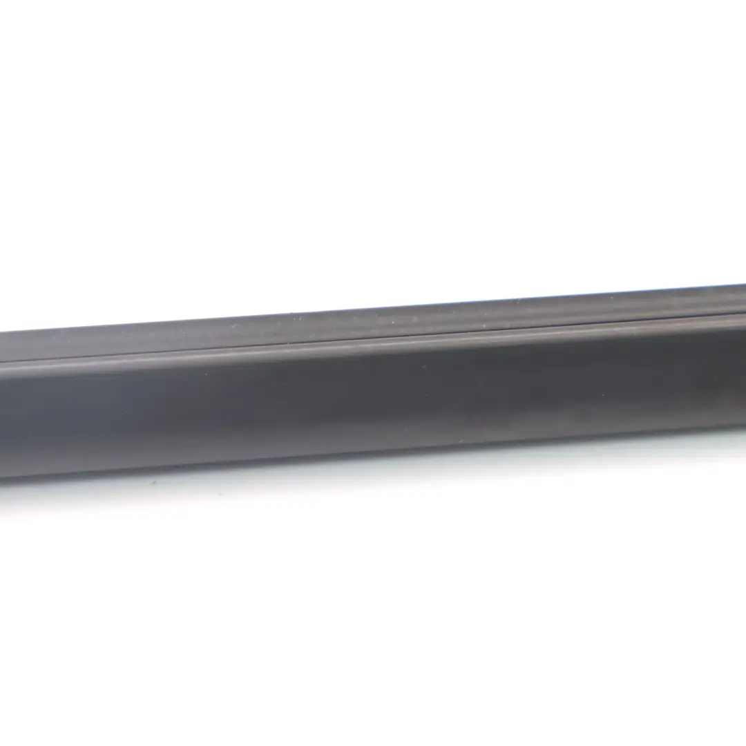 Tür fenster Dichtungs leiste hinten links Zierleiste schwarz für BMW F45 mit Teilenummer 8498417 BMW F45 Tür fenster Dichtungs leiste hinten links Zierleiste schwarz - SKU 8498417 - Teilenummer 8498417