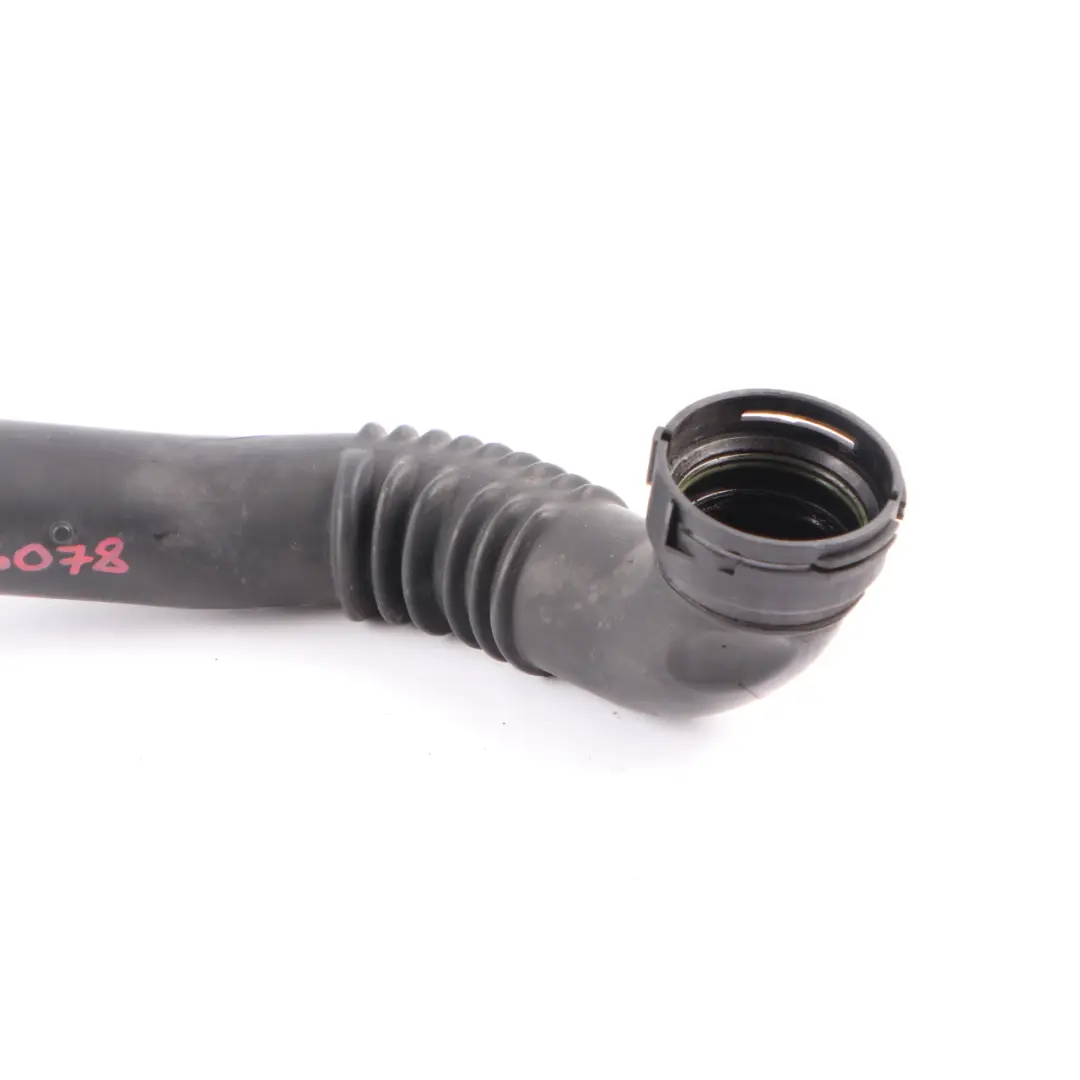 M57N2 Tubo linea aria carica turbo 7802122 per BMW E90 E91 E92 325d 330d 335d con numero di parte 8506078 BMW E90 E91 E92 325d 330d 335d M57N2 Tubo linea aria carica turbo 7802122 - SKU 8506078 - Numero di parte 8506078